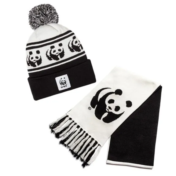 Ensemble de tuque et d’écharpe panda